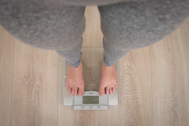 What does healthy weight loss mean?